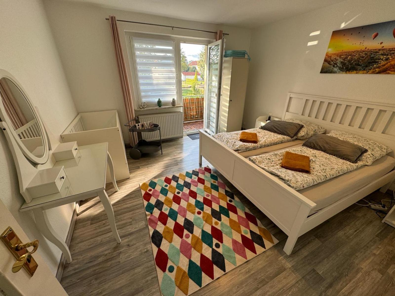 Elbo46 Mit Balkon, Waschmaschine & Smart Tv
