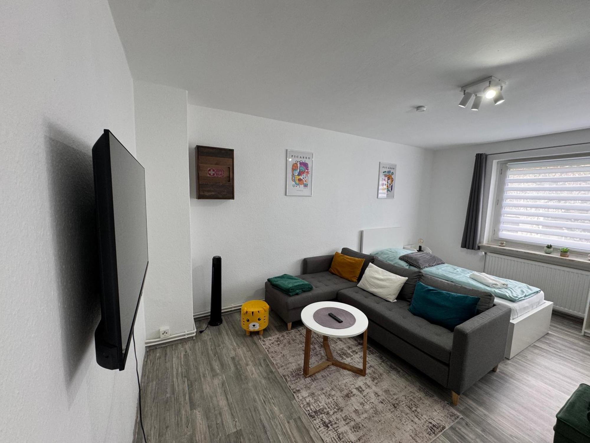Elbo46 Mit Balkon, Waschmaschine & Smart Tv Goslar